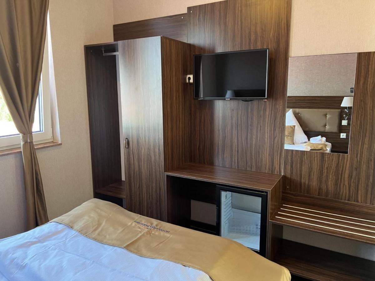 Hotel Pasa Paradies KOSTENLOSE PARKPLÄTZE Hanau Bagian luar foto