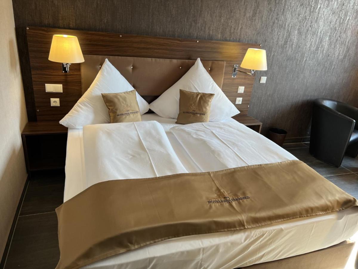 Hotel Pasa Paradies KOSTENLOSE PARKPLÄTZE Hanau Bagian luar foto
