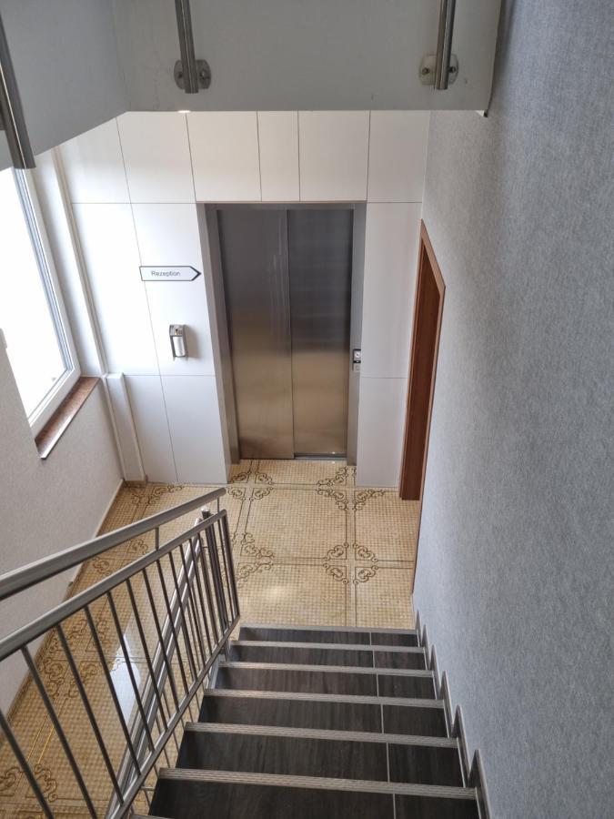Hotel Pasa Paradies KOSTENLOSE PARKPLÄTZE Hanau Bagian luar foto